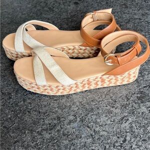 Beach Babe Platform Sandals, Size 8